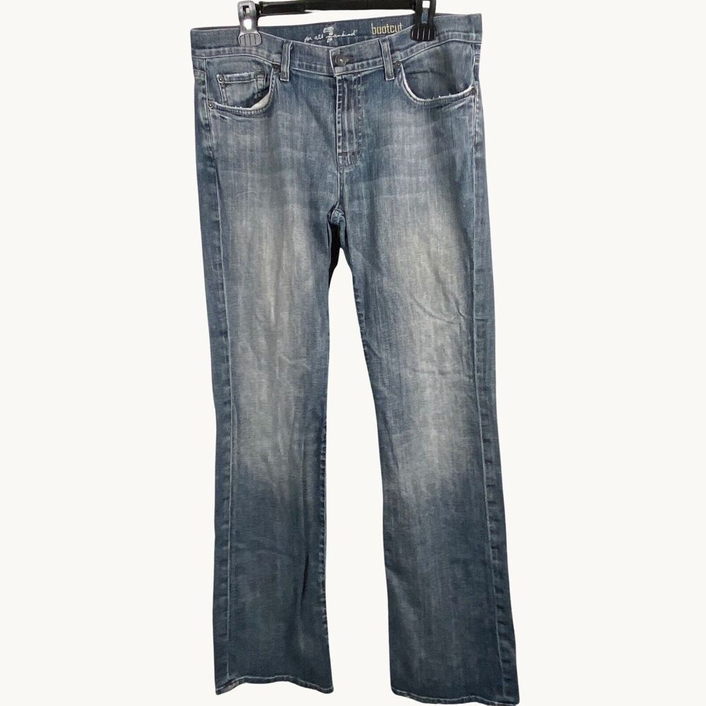 7 For All Mankind Men's Jeans Straight Leg Boot Cut Light Blue Wash Size 34 USA